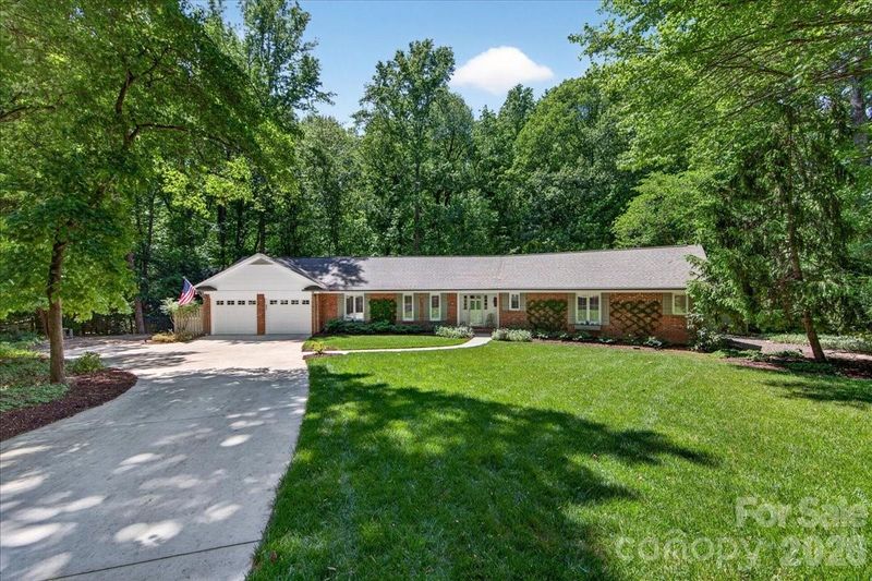 5008 Hillary Pl, Charlotte, NC 28270