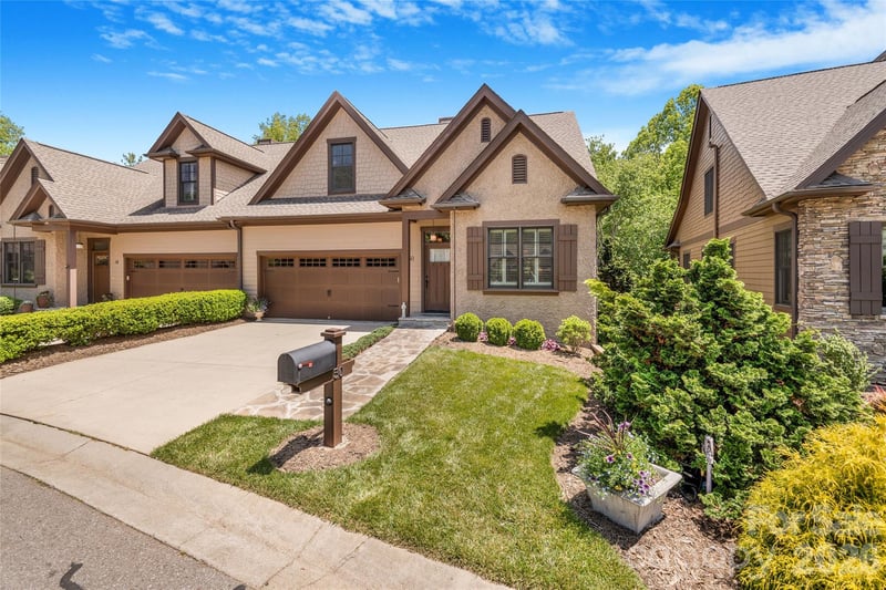 50 Meadow Village Ln, Asheville, NC 28803
