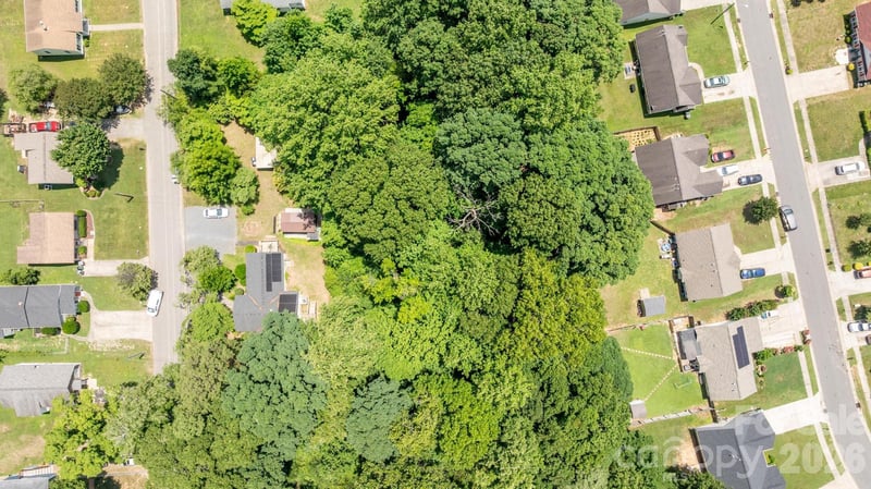 3824 Oakwood Rd, Charlotte, NC 28269