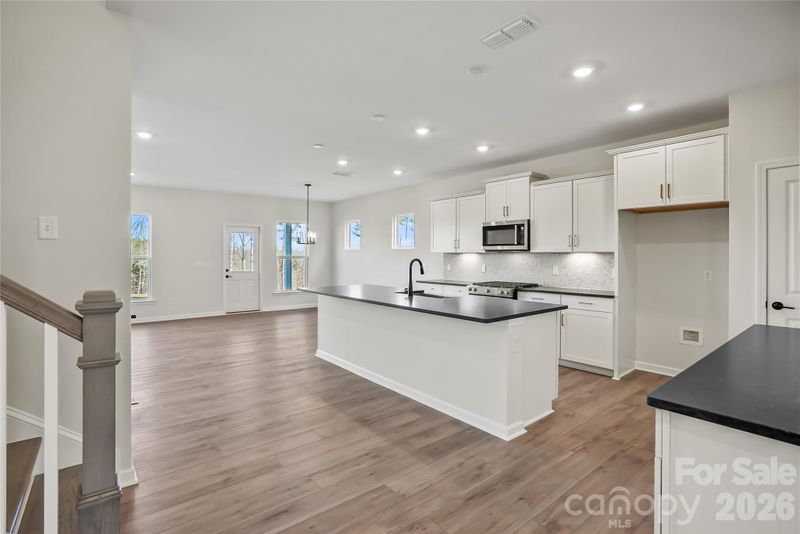 555 Cottage Garden Ln, Belmont, NC 28012