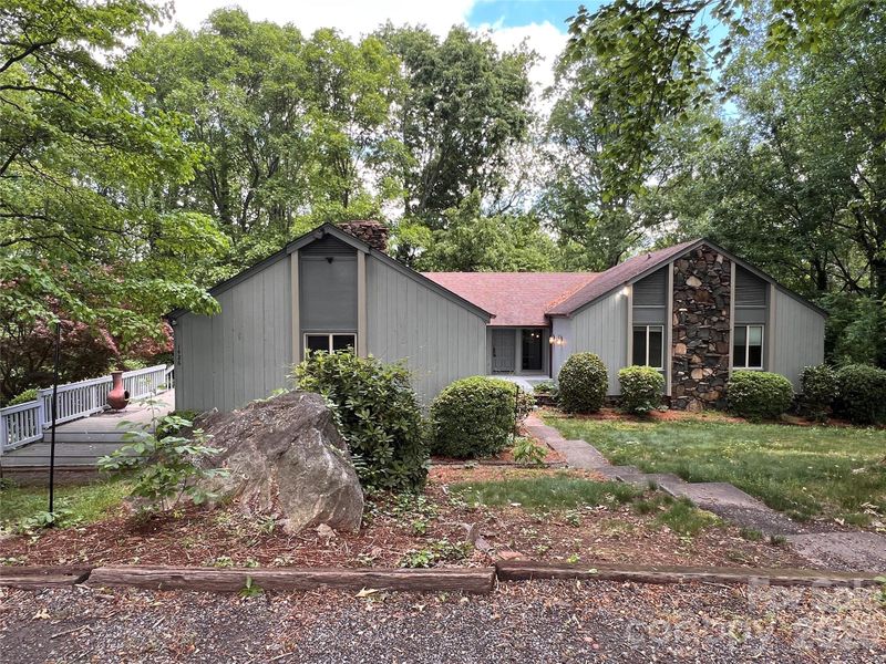 1426 Alf Hoover Rd, Vale, NC 28168