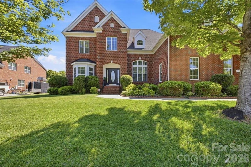 1825 Laveta Rd, Charlotte, NC 28269