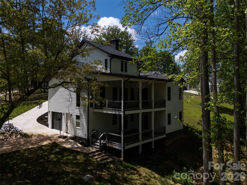 24 Copper Mill Ct, Candler, NC 28715