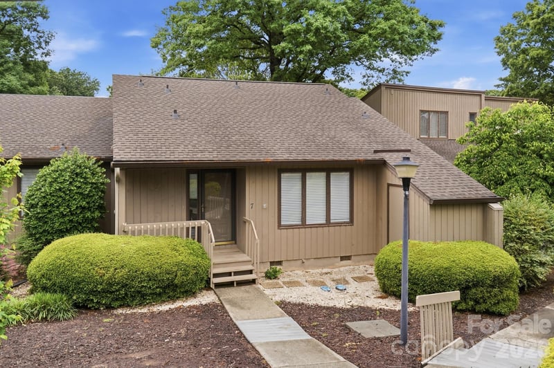 7 Marina Rd, Lake Wylie, SC 29710