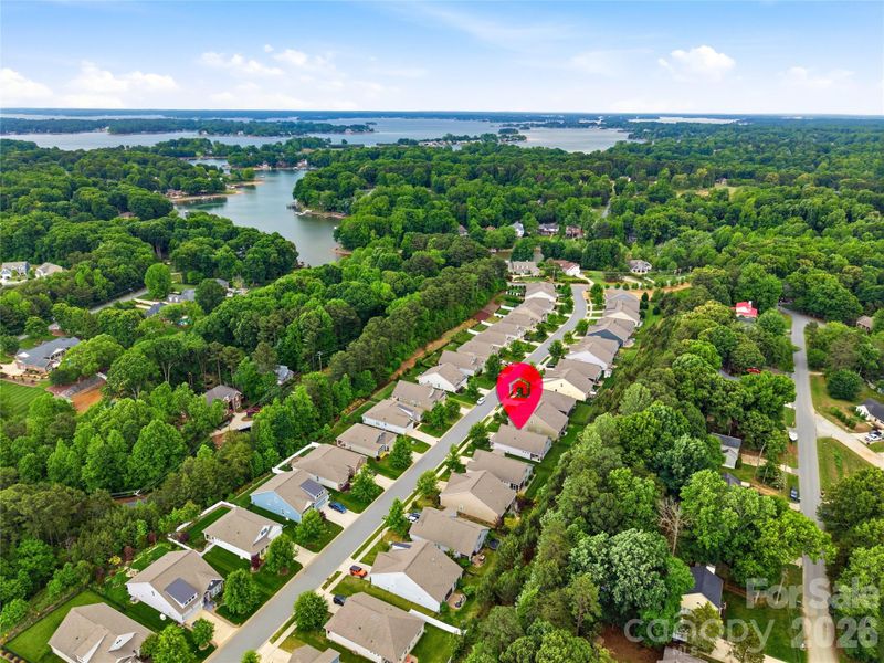 2444 Seagull Dr, Denver, NC 28037