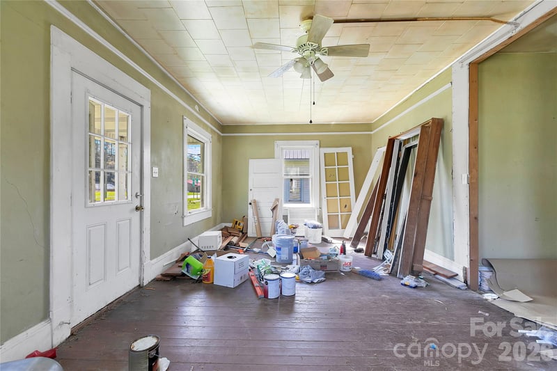 204 Main St, Rosman, NC 28772