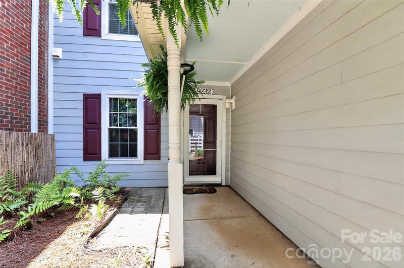 9232 Kings Canyon Dr, Charlotte, NC 28210