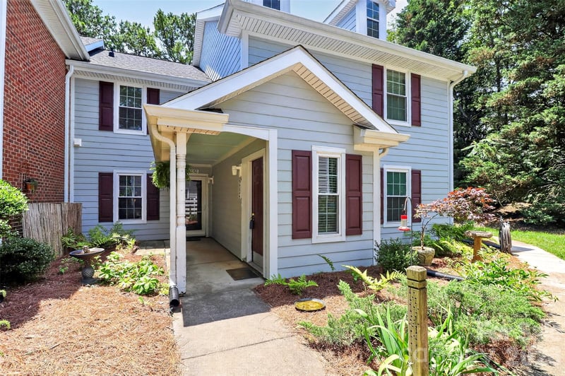9232 Kings Canyon Dr, Charlotte, NC 28210