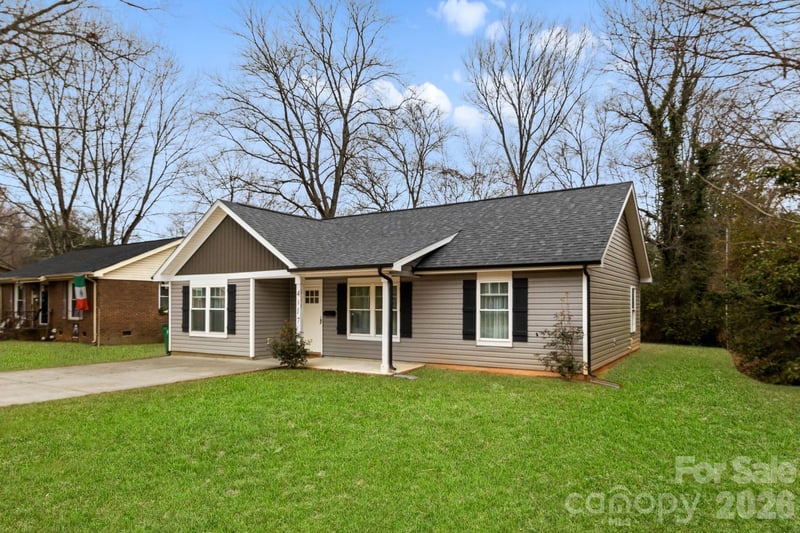 4117 Colebrook Rd, Charlotte, NC 28215
