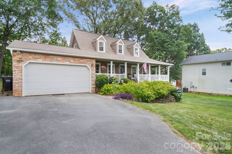 7813 Red Robin Trl, Denver, NC 28037