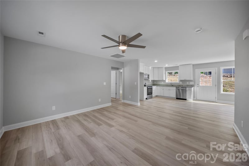 301 W 9th St, Kannapolis, NC 28081
