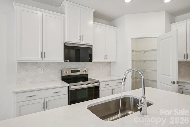 2485 Maxton Dr, Salisbury, NC 28144
