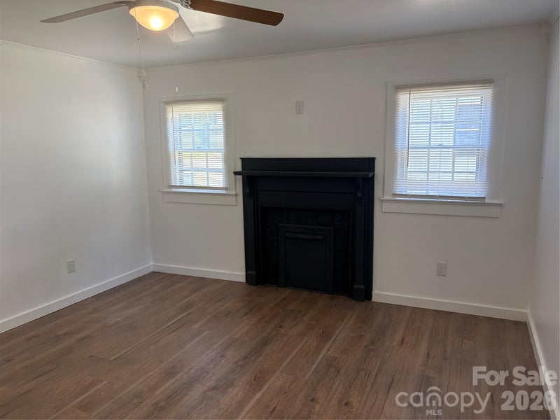 601 Harris St NW, Concord, NC 28025