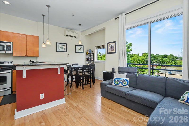 613 Mcninch St, Charlotte, NC 28208
