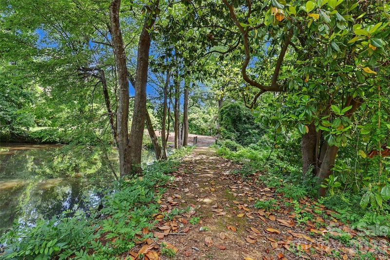 6510 Sharon Hills Rd, Charlotte, NC 28210