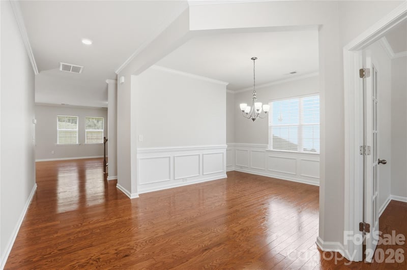 13714 Canterbury Castle Dr, Charlotte, NC 28273