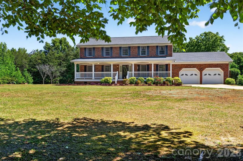 4092 Henry Dellinger Rd, Maiden, NC 28650