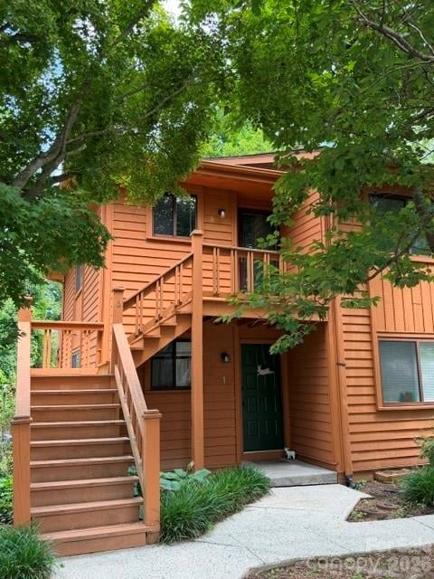 581 Courtwood Ln #6, Hendersonville, NC 28739