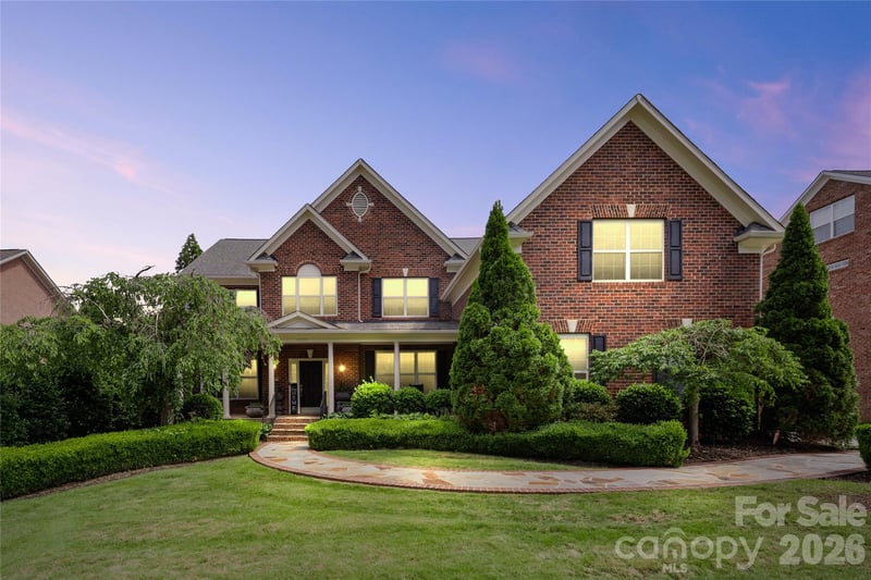 14825 Capricorn Ln, Charlotte, NC 28277