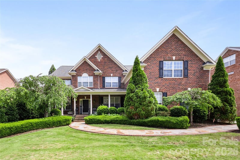 14825 Capricorn Ln, Charlotte, NC 28277