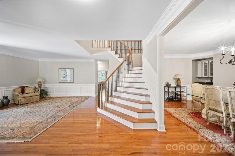 14825 Capricorn Ln, Charlotte, NC 28277
