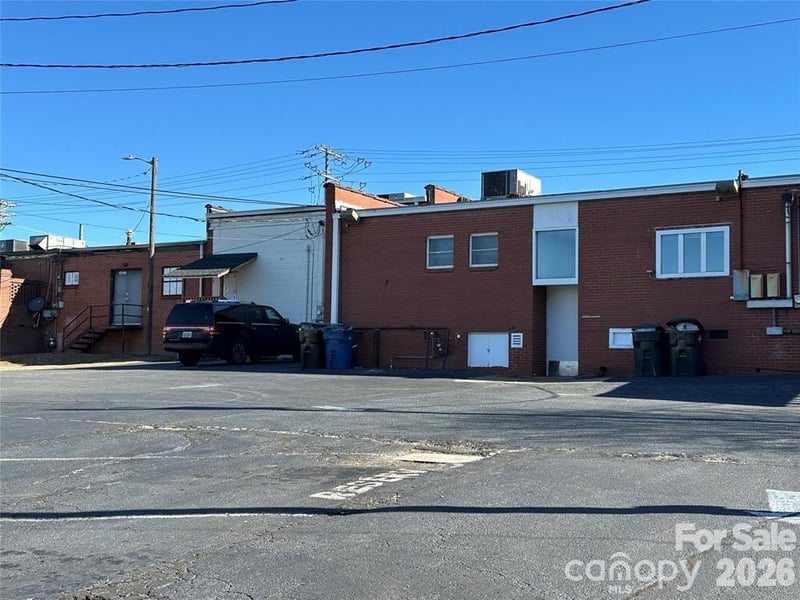 1117-1127 2nd St NE, Hickory, NC 28601