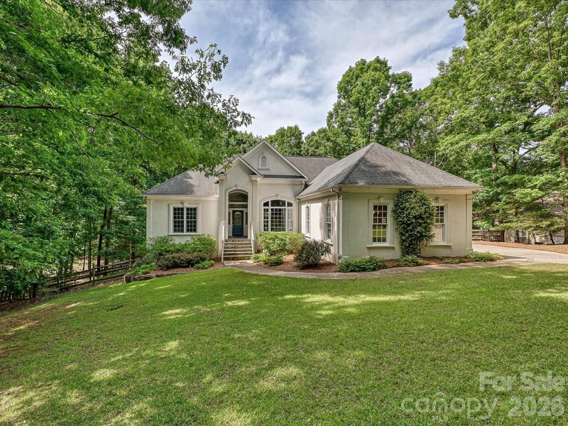 15001 Majestic Oak Dr, Charlotte, NC 28278