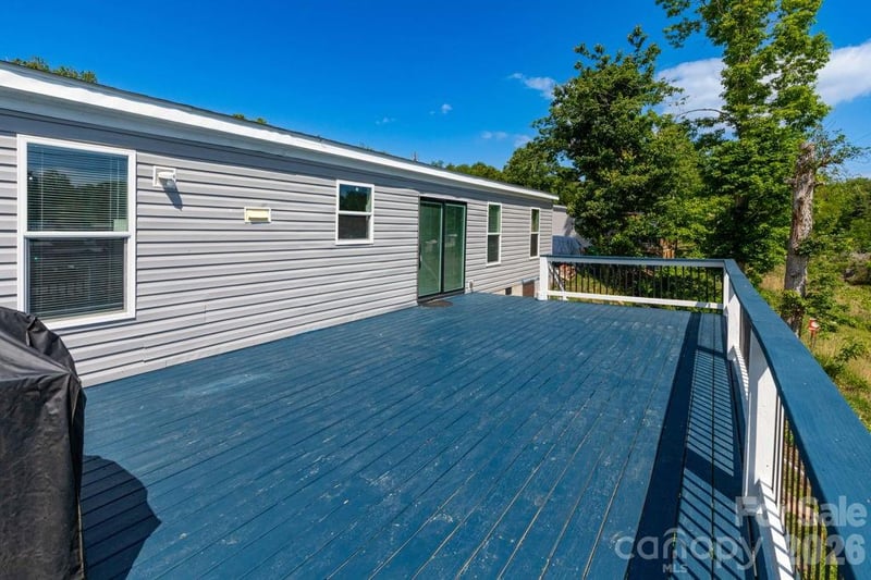 84 Hazelwood Rd, Asheville, NC 28806