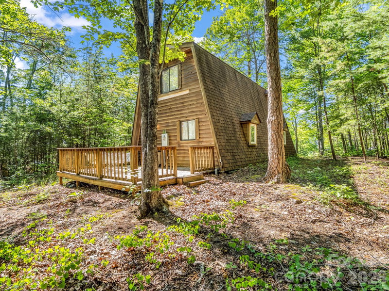 740 Justice Dr, Lake Lure, NC 28746