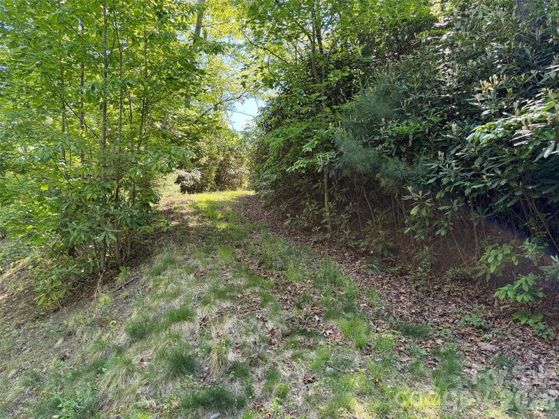 10C Reserve Rd, Pisgah Forest, NC 28768