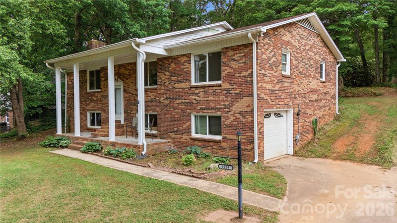 1959 Rock Springs Cir, Denver, NC 28037