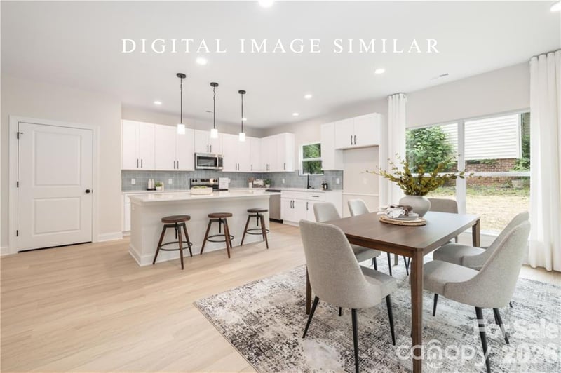 6633 Terry Ln, Charlotte, NC 28215