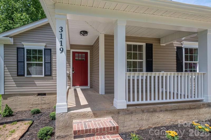 3119 Mintleaf Dr, Charlotte, NC 28269