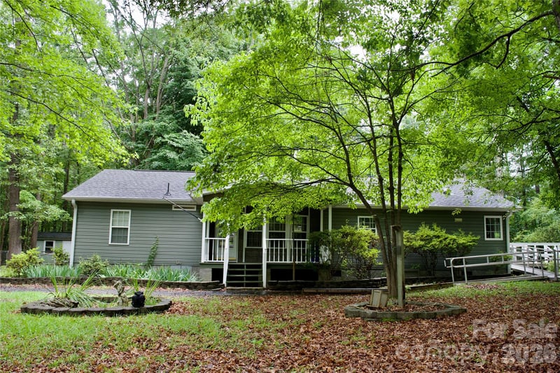 908 Buddys Choice Rd, York, SC 29745