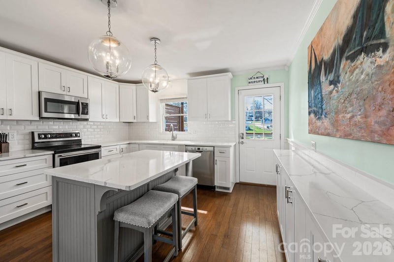 141 Bluewing Ln, Mooresville, NC 28117