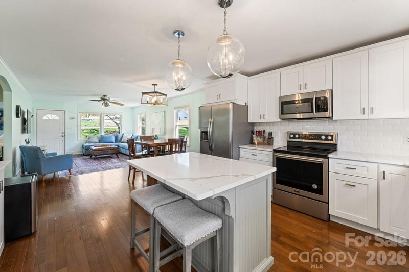 141 Bluewing Ln, Mooresville, NC 28117
