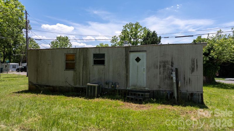 116 E 13th St, Newton, NC 28658