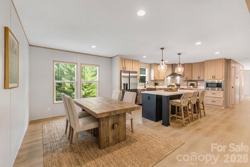 817 Jupiter Rd, Weaverville, NC 28787