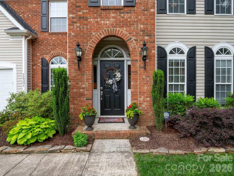 12301 Silveroak Ln, Charlotte, NC 28277