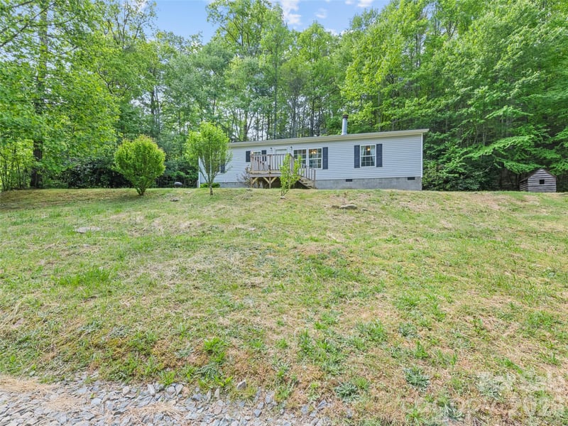 122 Mastiff Hollow Dr, Waynesville, NC 28785