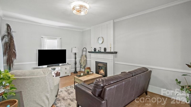 413 W 5th Ave, Gastonia, NC 28052