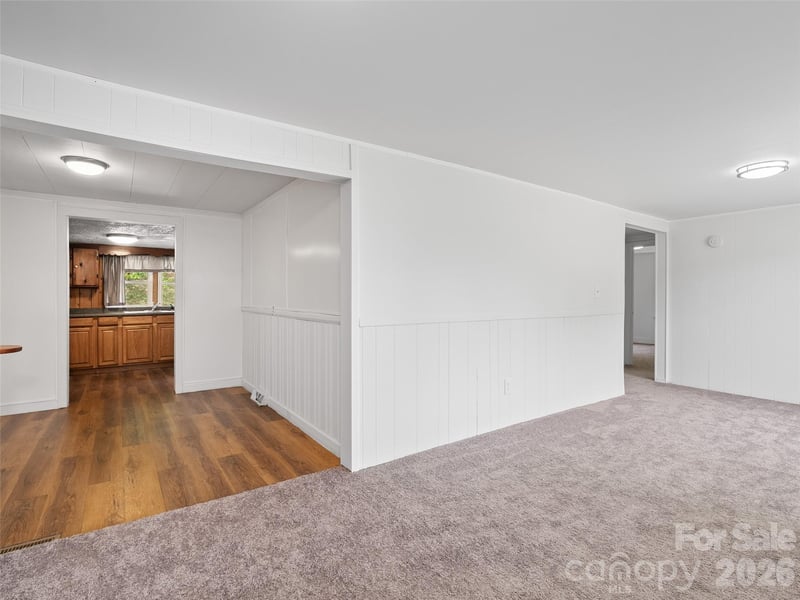 160 Cooper St, Canton, NC 28716