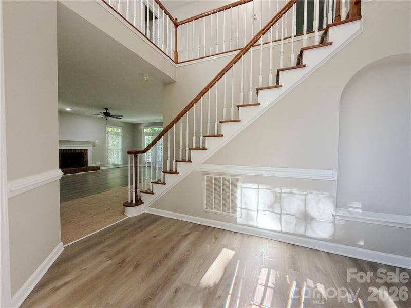 4714 Avonwood Ln, Charlotte, NC 28270
