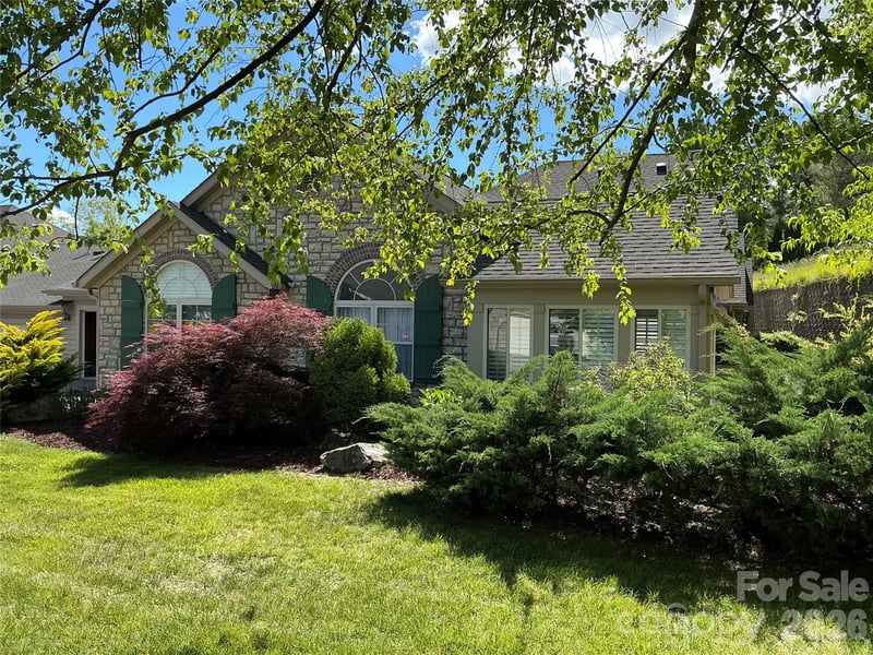 60 Mountain Meadow Cir #E2, Weaverville, NC 28787