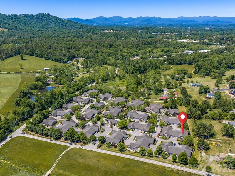 60 Mountain Meadow Cir #E2, Weaverville, NC 28787