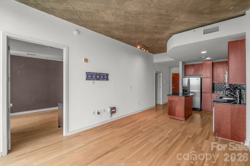 210 N Church St #3111, Charlotte, NC 28202