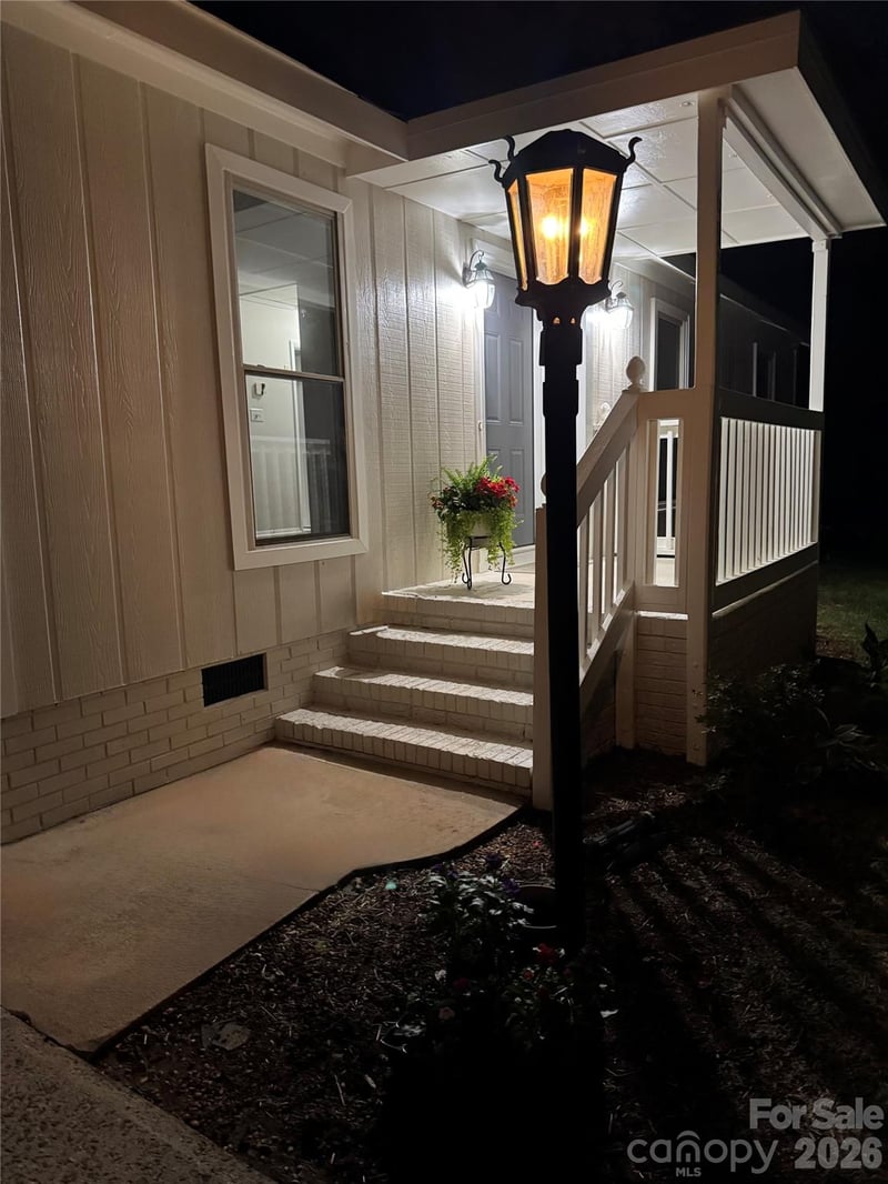6921 Kirkcaldy Ln, Mint Hill, NC 28227