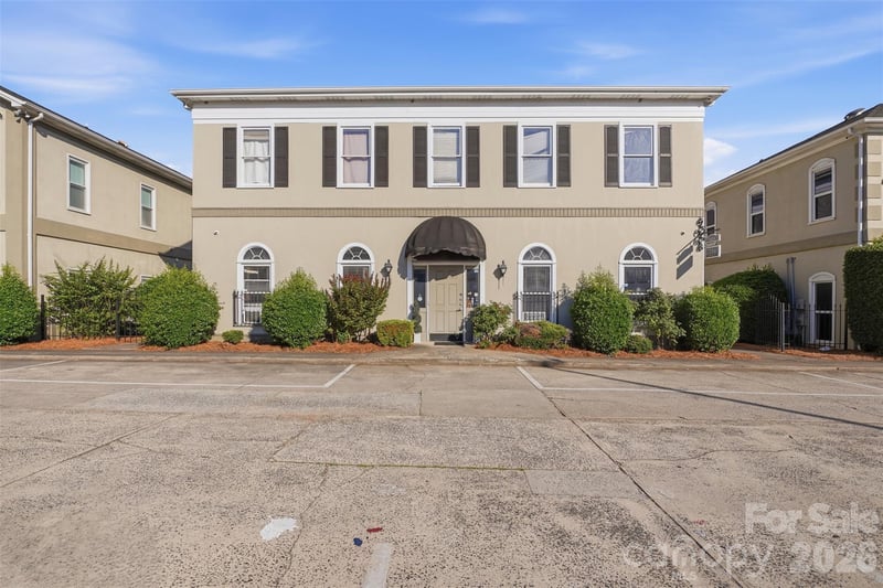 5808 Monroe Rd, Charlotte, NC 28212