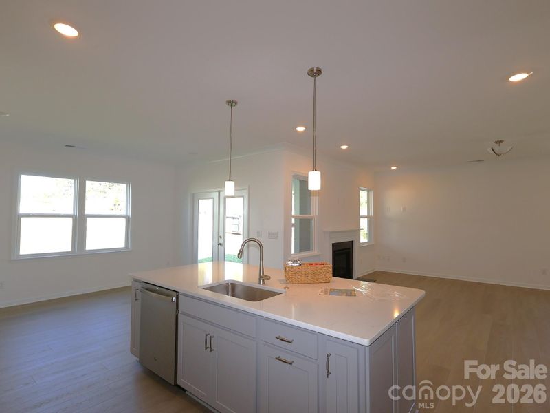 2970 Ballenger St, Kannapolis, NC 28027