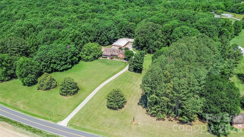 229 Dunlap Gate Rd, Statesville, NC 28625